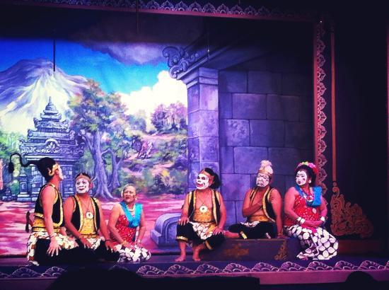 Wayang Orang Bharata